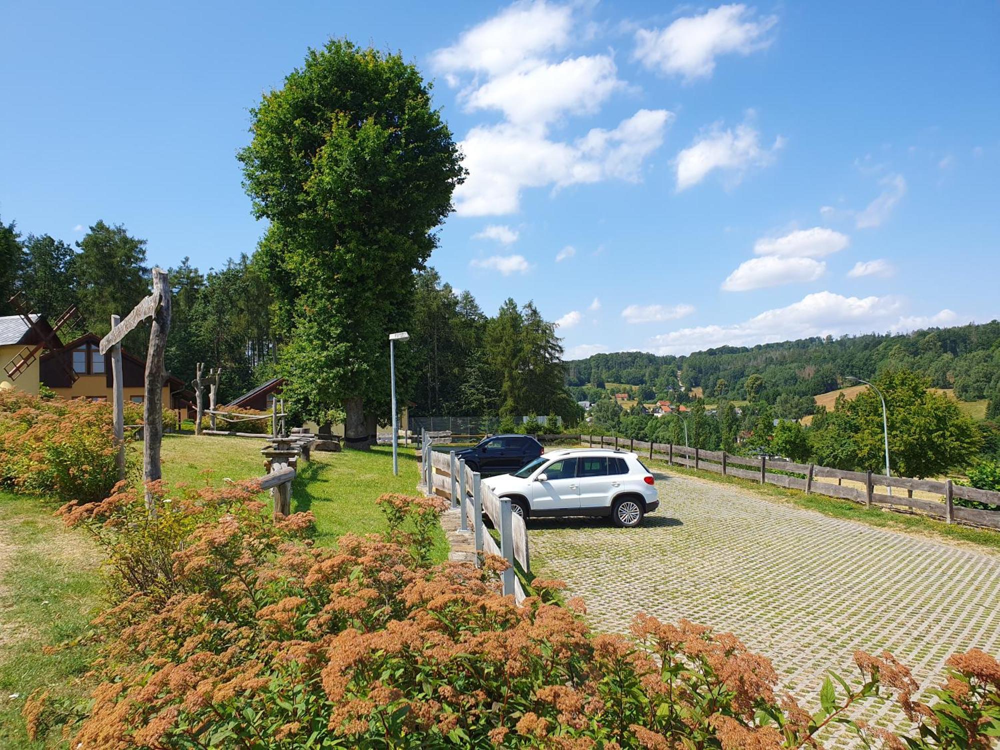 Feriendorf Fuchsberg Villa Schirgiswalde-Kirschau Bagian luar foto